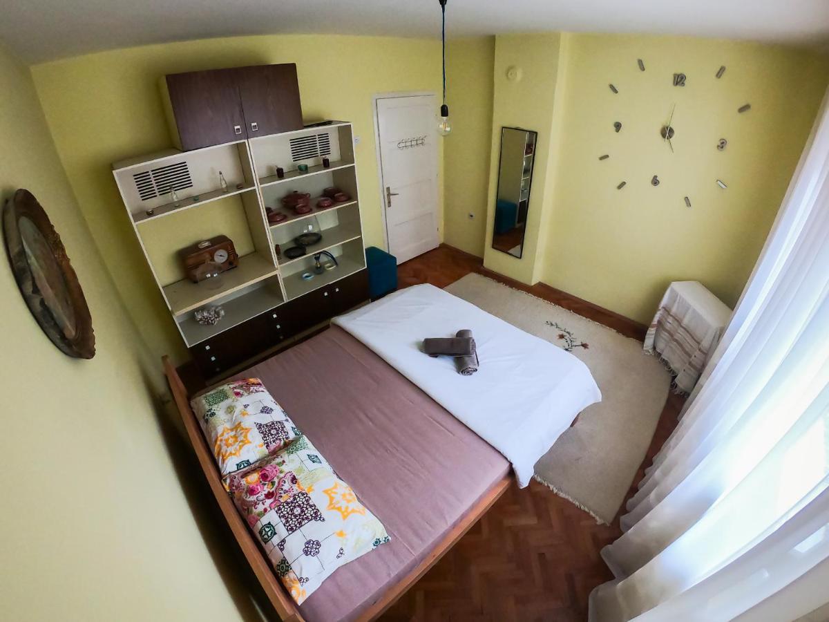 Sarac Hostel Peć Zewnętrze zdjęcie