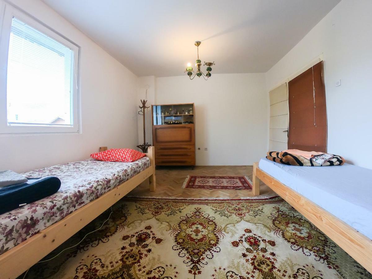 Sarac Hostel Peć Zewnętrze zdjęcie